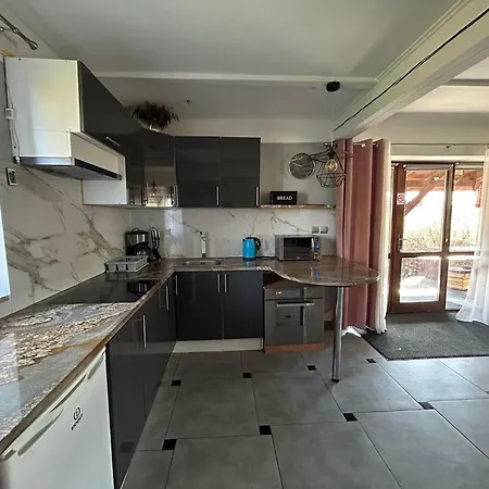 Κατάλυμα σε φάρμα Siedlisko Pod Debami Sepopol